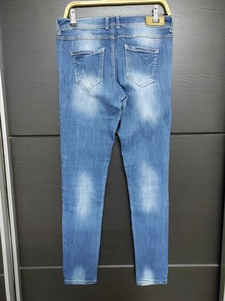 Pantalón de mujer de Stradivarius