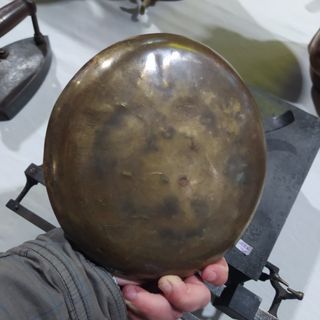 ANTIGUA BÁSCULA CON SU PLATO