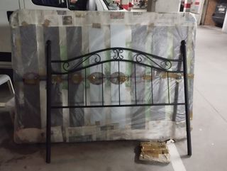 Cabecero de forja negro y somier