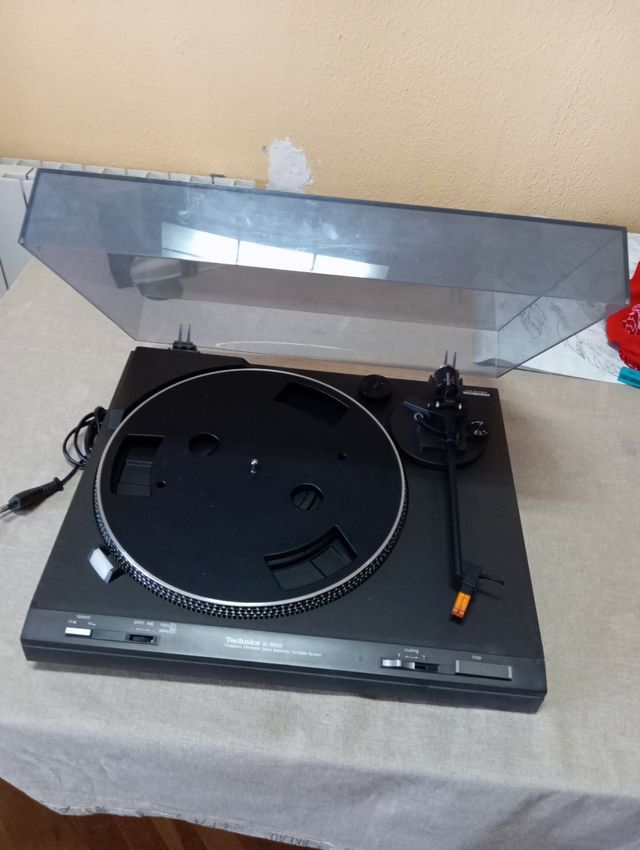 Altavoces Yamaha y tornamesas technics