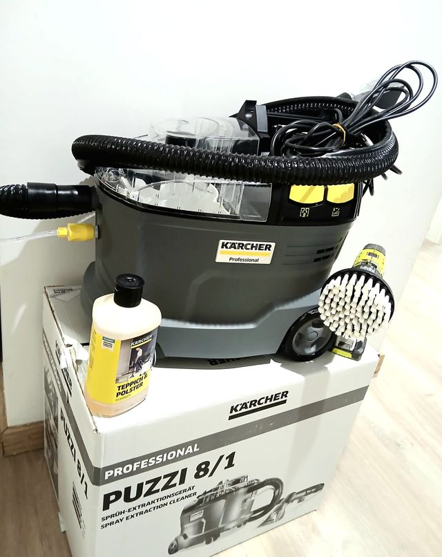 Limpia tapicerias Karcher 30€ por dia
