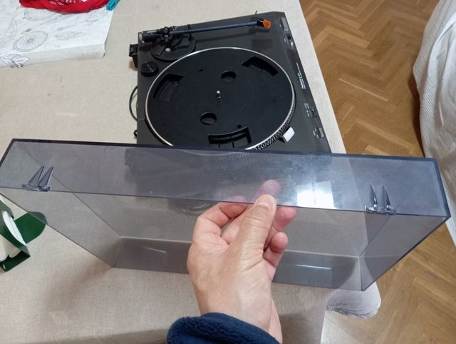 Tornamesas technics y altavoces Yamaha