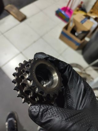 Piñón cigueñal BMW