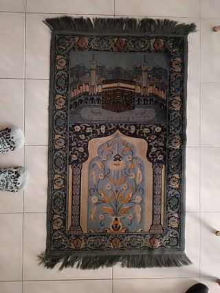 Alfombra rezo árabe