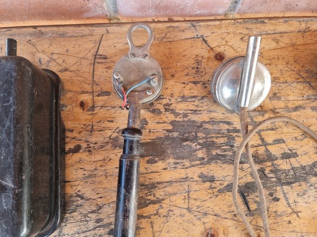 Teléfono antiguo Siemens.