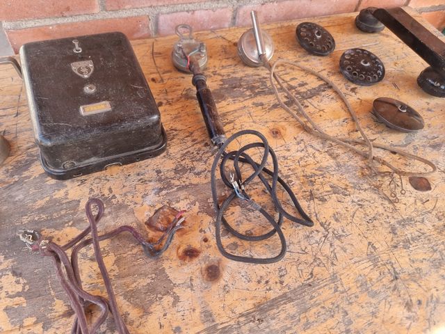 Teléfono antiguo Siemens.