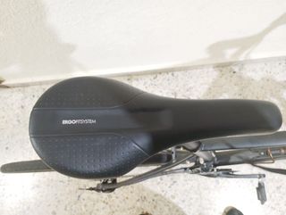 Bicicleta gravel-carretera triban rc500