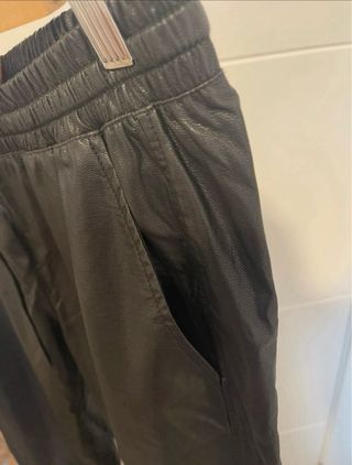 Pantalón Zara