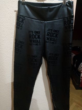 LEGGINGS TIPO CUERO