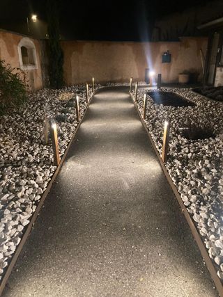 Lámpara solar corten