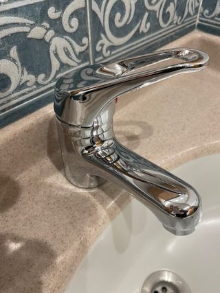 LAVABO ENCASTRADO CON MUEBLE