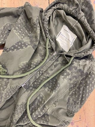 Parka talla unica estampado militar
