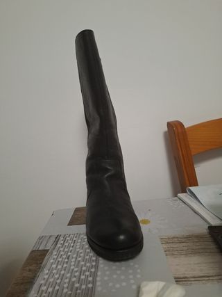 Botas altas de piel