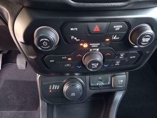 Jeep Renegade 2.0 MJT NIGHT EAGLE 4X4 AD 103KW