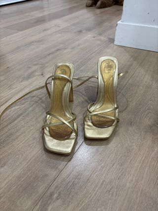 Sandalias Doradas Zara