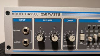 Amplificador Bajo Hartke HA2500 + Caja 410TP