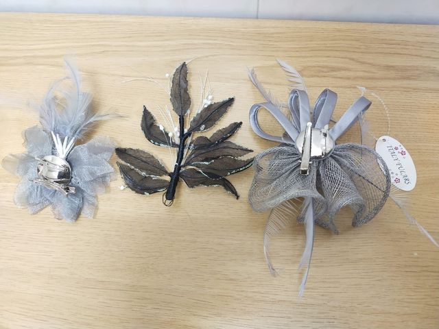 Adorno solapa o cabeza