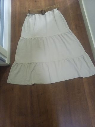 Falda larga