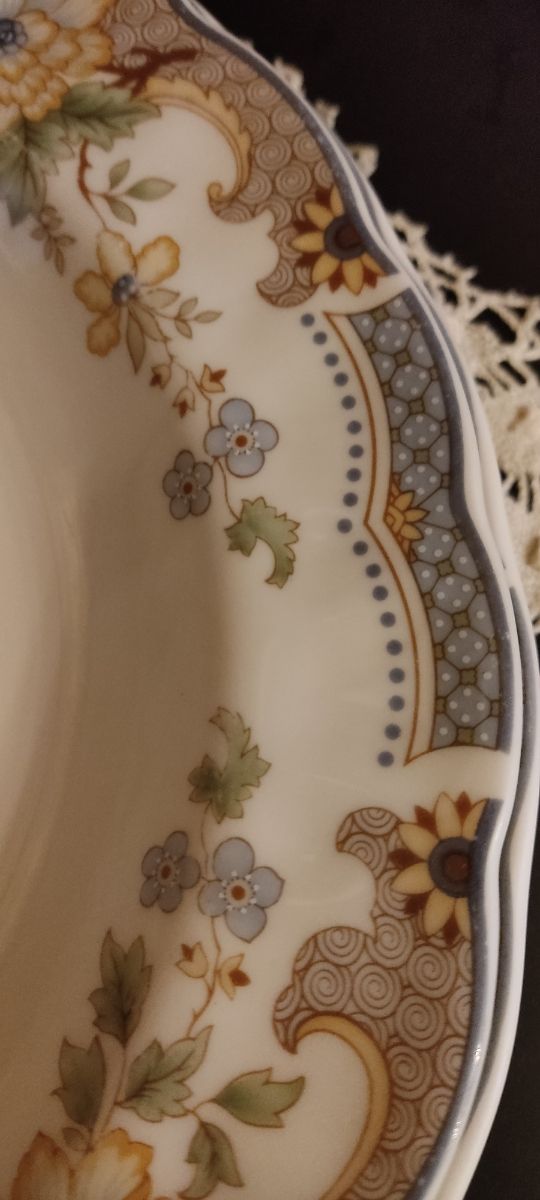 Platos Royal Doulton