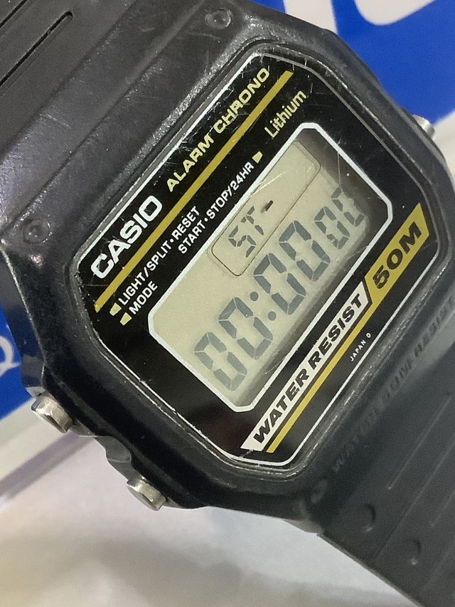 CASIO W 14 Amarillo "JAPAN Año 86" COLECCIONISTAS