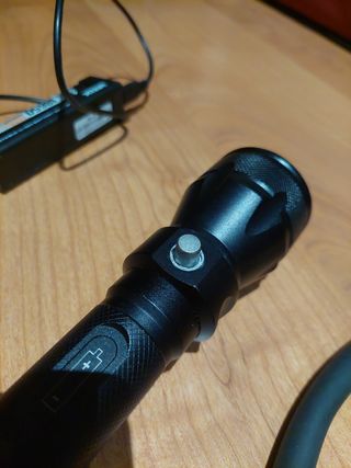 Linterna Dive buceo con 2 baterias y cargador