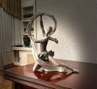 Bailarina con velo de Nao de Lladró