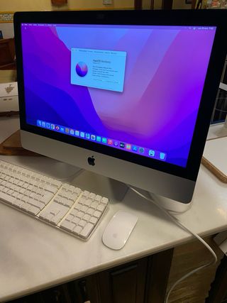 iMac 21.5” Intel Core i5 doble núcleo 1.6 GHz 