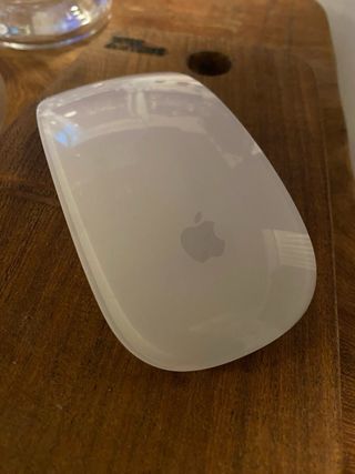 iMac 21.5” Intel Core i5 doble núcleo 1.6 GHz 