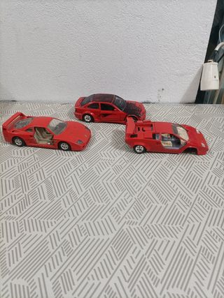Lote de coches a escala 1:24