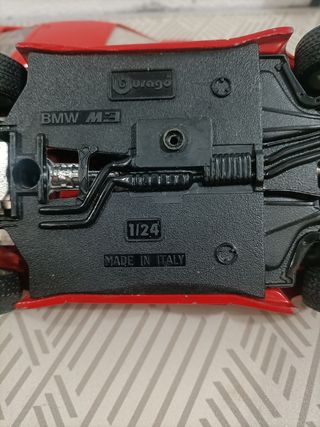 Lote de coches a escala 1:24