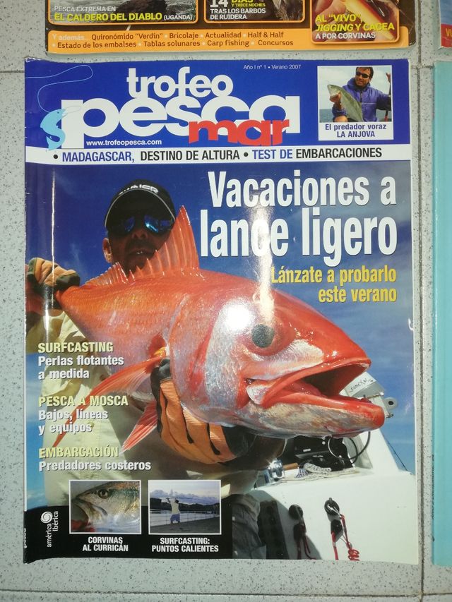 Lote revistas pesca señuelos pack caña carrete