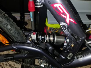 SCOTT NITRO DESCENSO,ACEPTÓ CAMBIO.