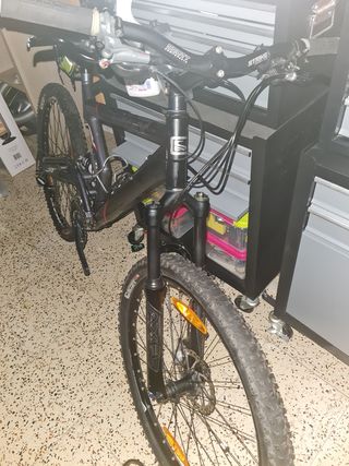 SCOTT NITRO DESCENSO,ACEPTÓ CAMBIO.