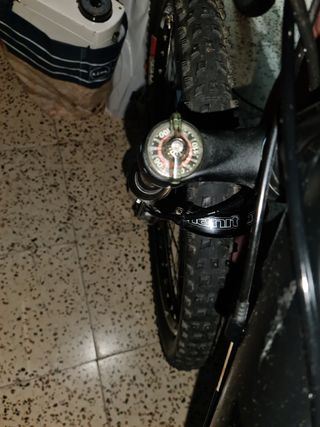 SCOTT NITRO DESCENSO,ACEPTÓ CAMBIO.