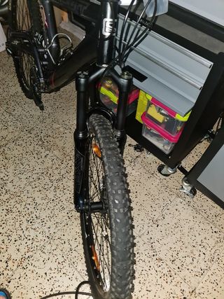 SCOTT NITRO DESCENSO,ACEPTÓ CAMBIO.