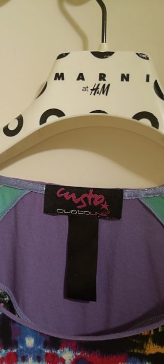 Preciosa camiseta CUSTO Barcelona