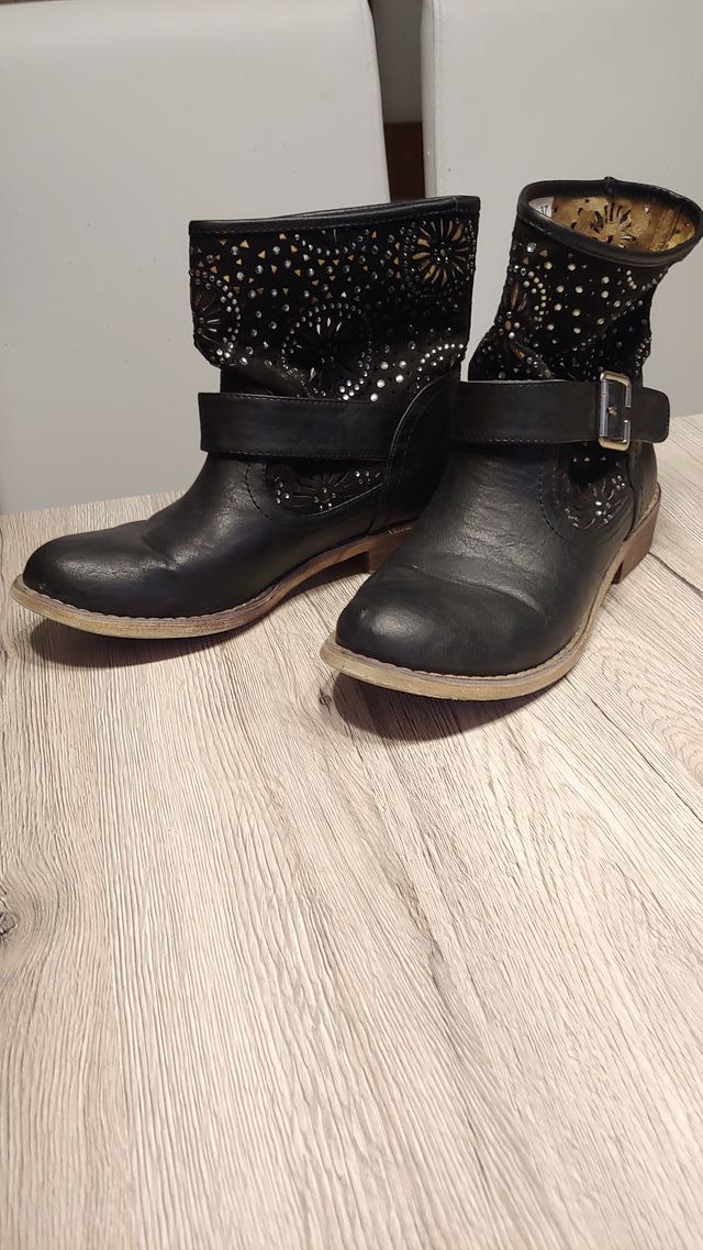 pacchetto due boots neri