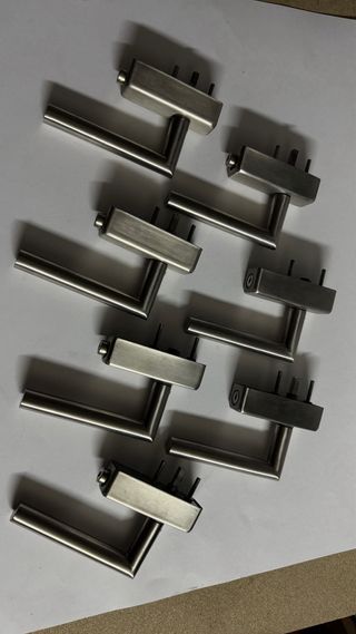 Manetas de seguridad para ventanas