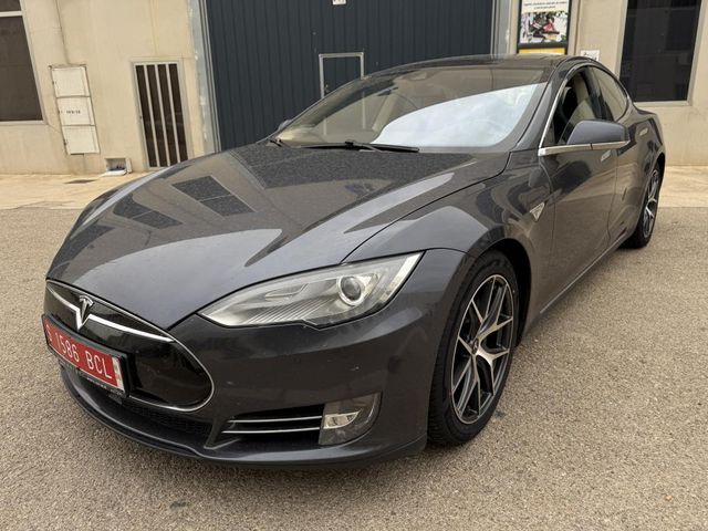 Tesla Model S  carga gratuita de por vida