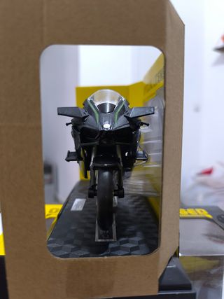 Kawasaki ninja H2R a escala 