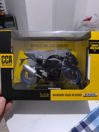 Suzuki GSX-R 1000 a escala 