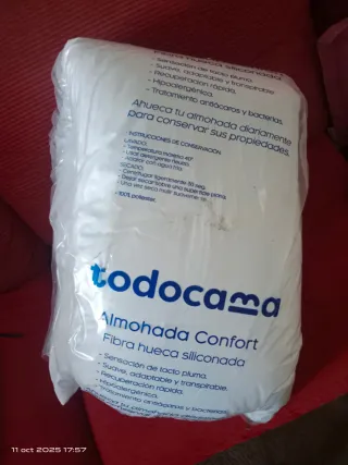 Almohada tacto pluma 150cm