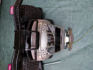 Coche teledirigido NIKKO