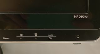 Monitor HP 2159v 20" con subwoofer y altavoces