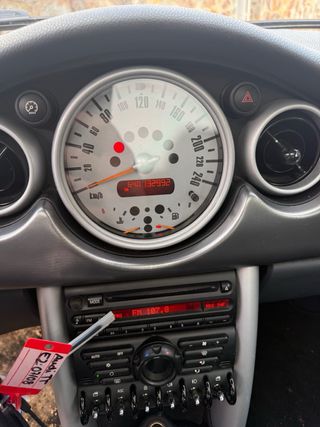 MINI one 2005