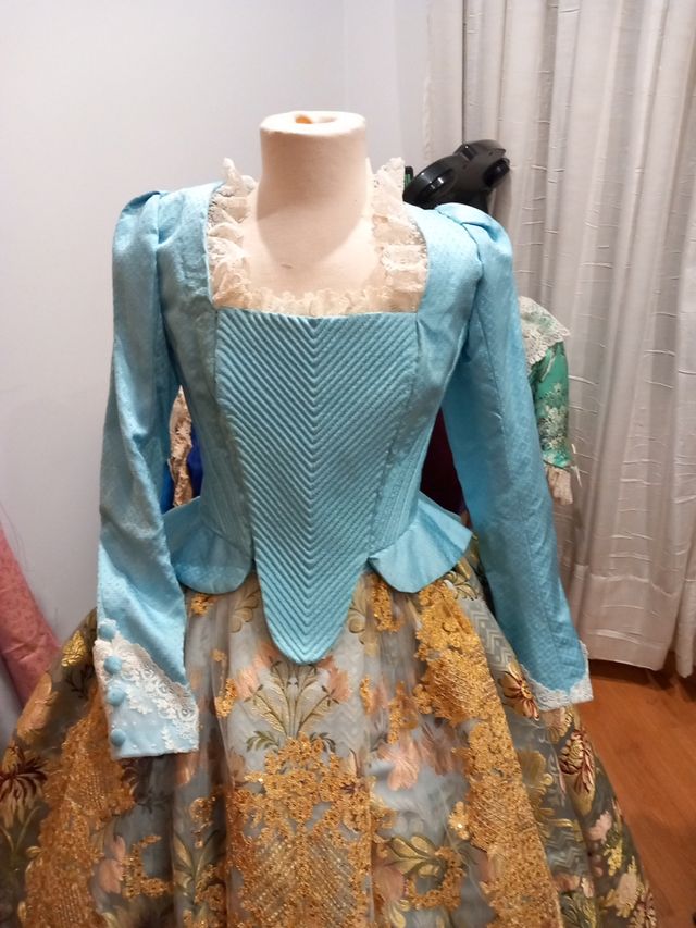 Corpiño fallera a estrenar