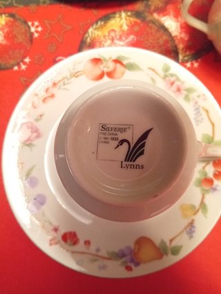 Tazas y platos