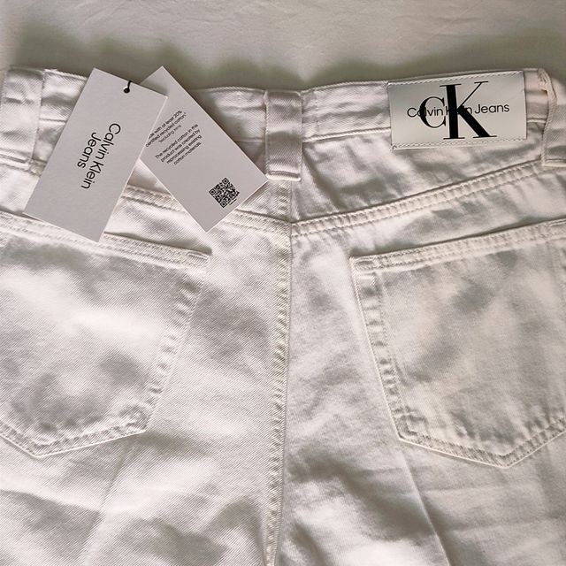 Shorts CALVIN KLEIN Pantalones Cortos Vaqueros
