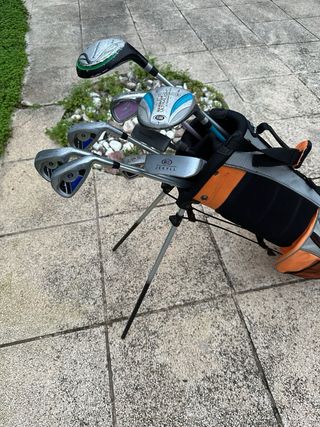 Set de palos de golf junior niño.