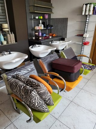 Muebles peluquería y productos